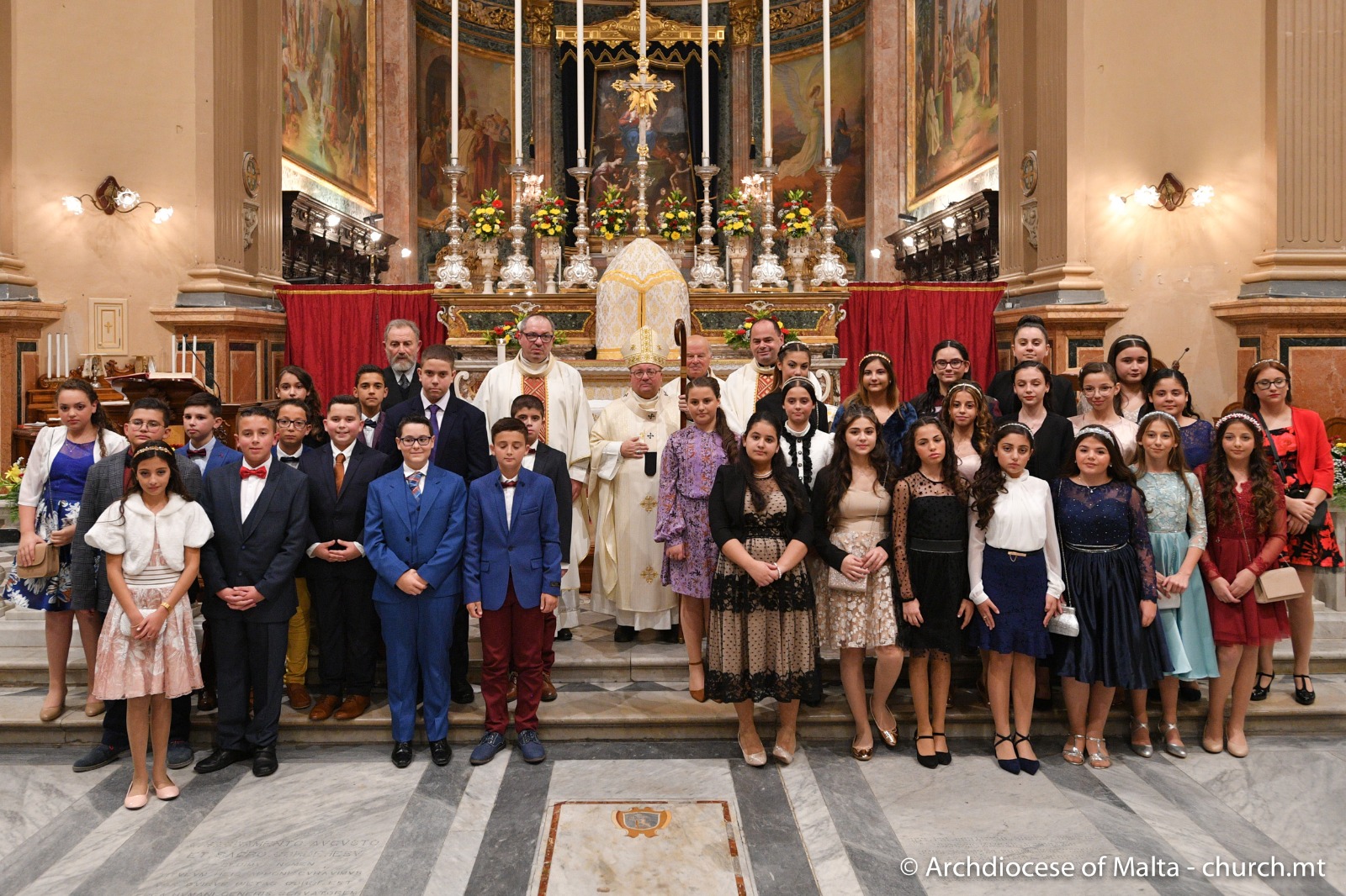 Adolescents from Zabbar parish receive the Sacrament of Confirmation ...