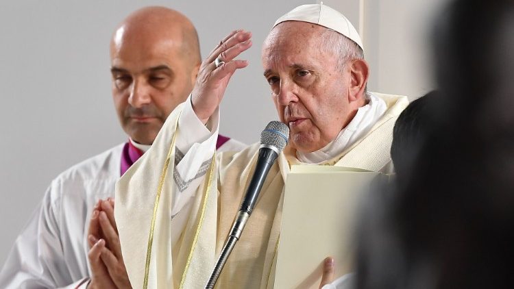 Pope At Mass In Tokyo: Gospel Of Life Urges Us To Be A “field Hospital 