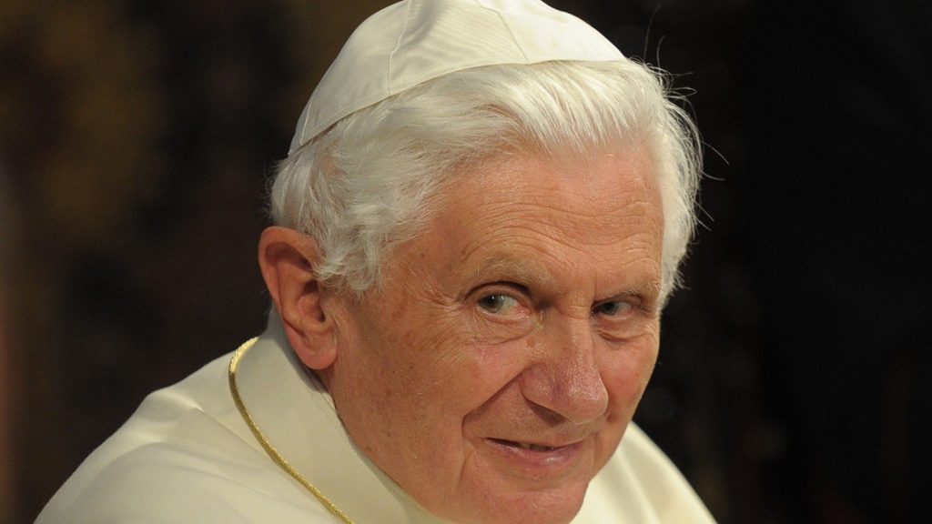 Death of Benedict XVI: the condolences of the European bishops ...