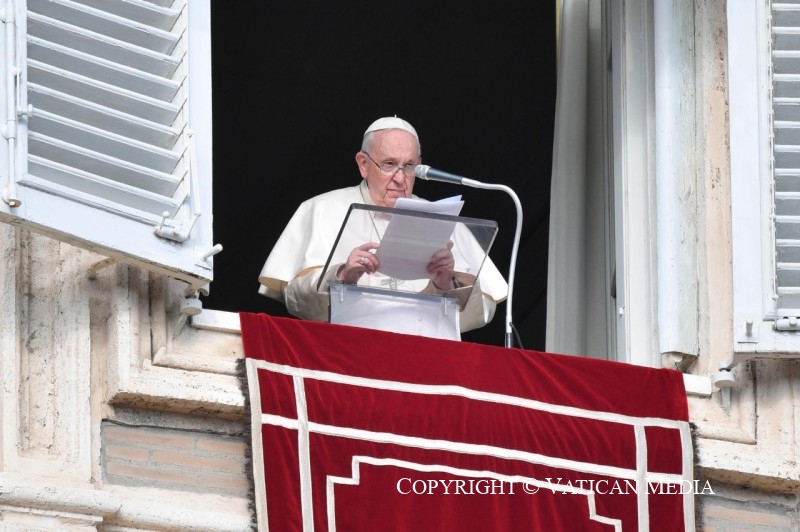 Pope at Angelus: The language of the Mother of God is a language of ...