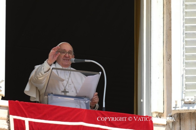 Pope during Regina Caeli: God welcomes everyone – Archdiocese of Malta